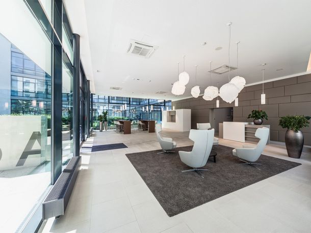 M2O Foyer mit Sesseln